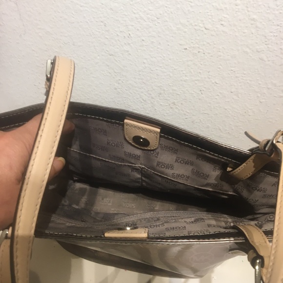 Michael Kors tote - Picture 4 of 4